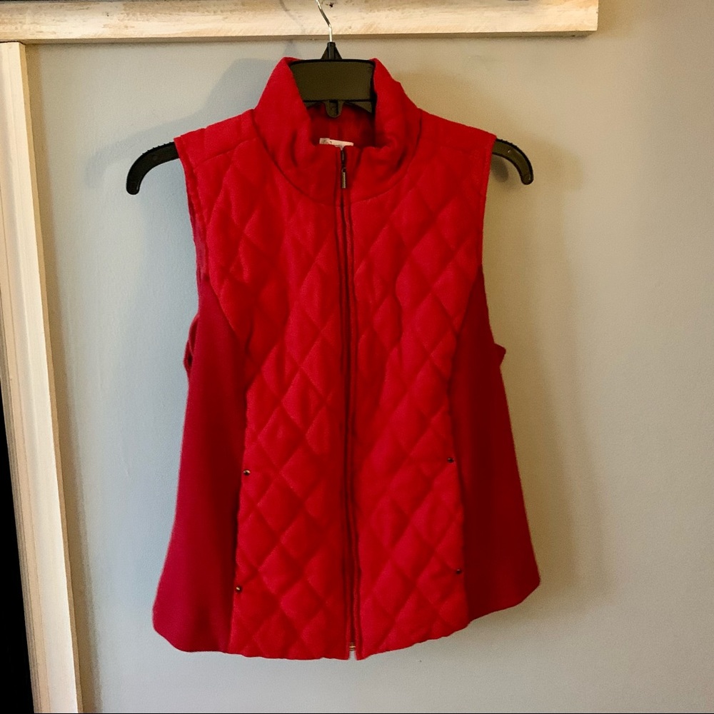 Relativity Vest - Picture 7 of 7